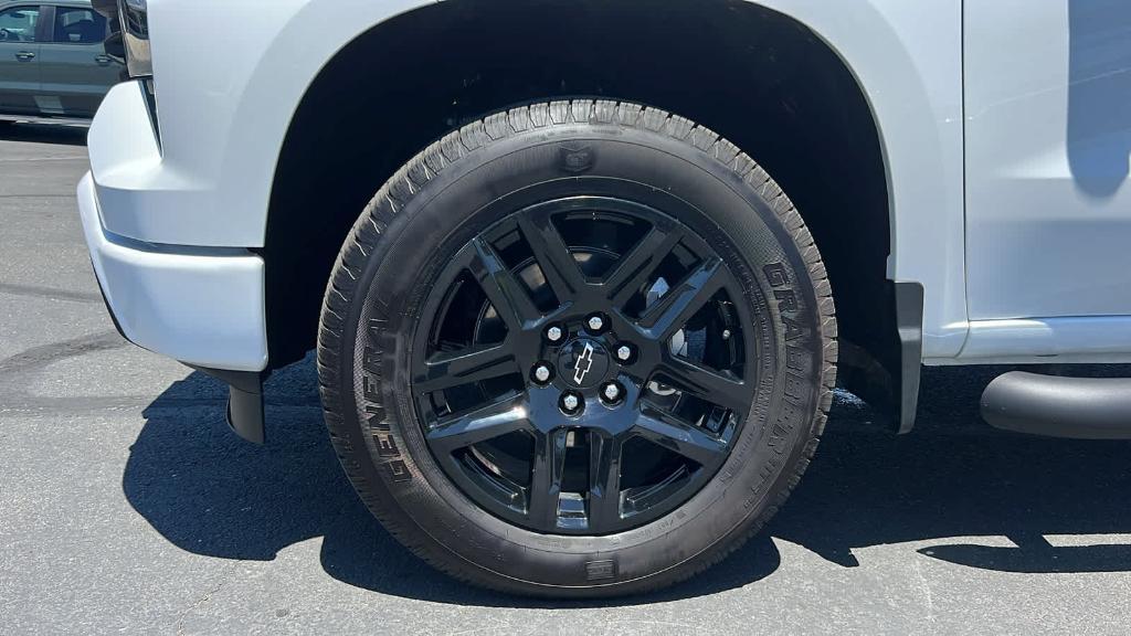 new 2025 Chevrolet Silverado 1500 car, priced at $46,250