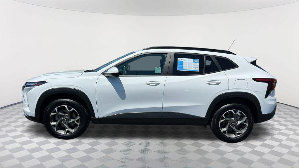 used 2025 Chevrolet Trax car, priced at $24,996