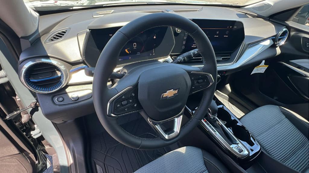 new 2025 Chevrolet Trax car, priced at $25,750