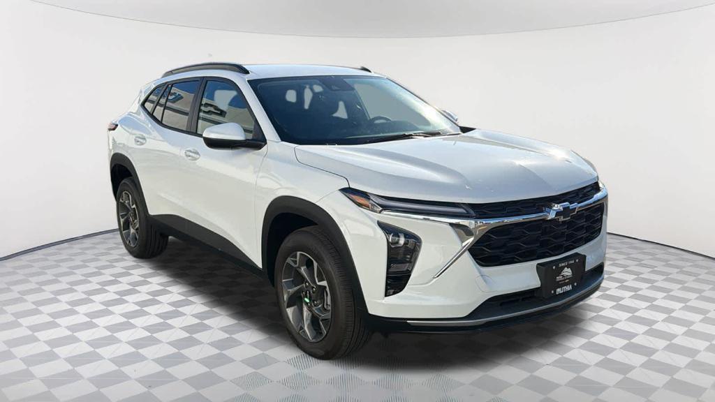 new 2025 Chevrolet Trax car, priced at $23,760