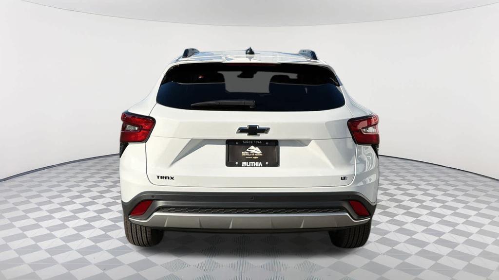 new 2025 Chevrolet Trax car, priced at $23,760