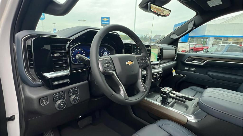 new 2025 Chevrolet Silverado 1500 car, priced at $69,995