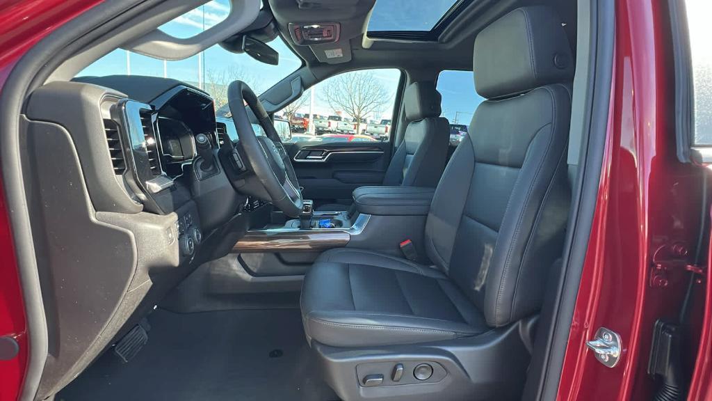 new 2025 Chevrolet Silverado 1500 car, priced at $69,055