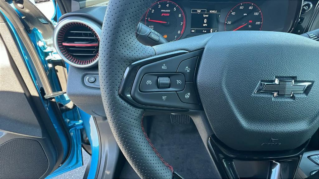 new 2025 Chevrolet Trax car, priced at $24,950