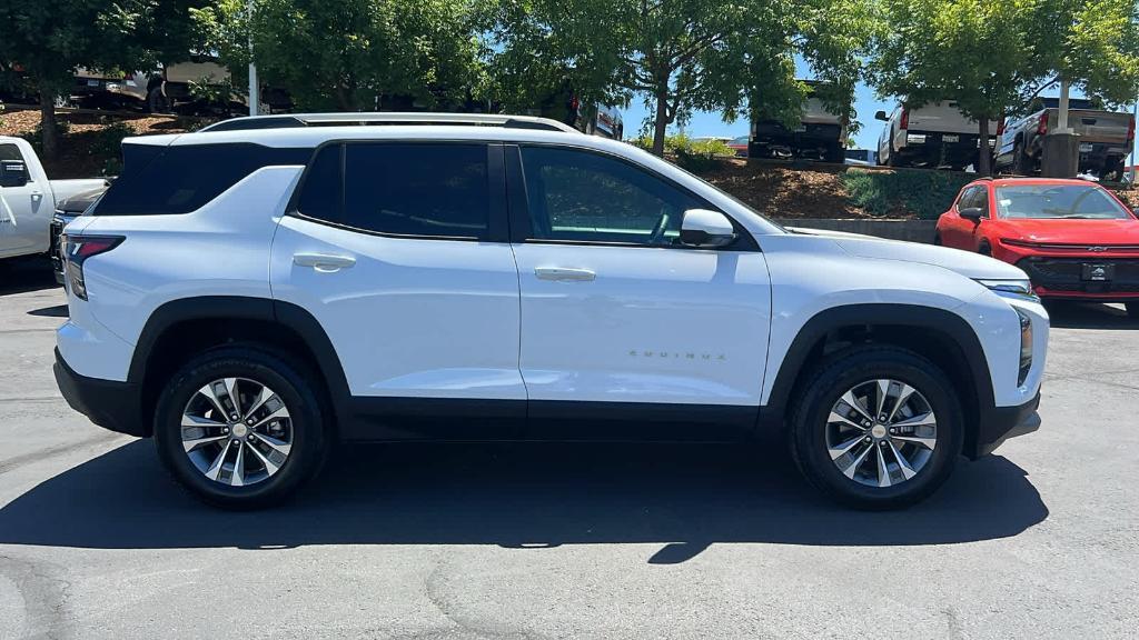 new 2025 Chevrolet Equinox car, priced at $32,995