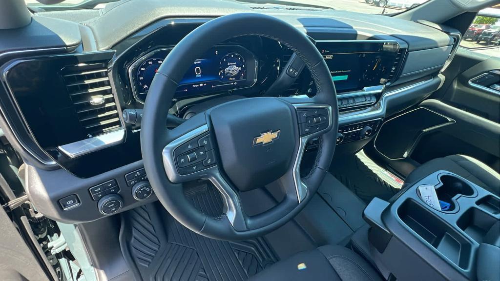 new 2025 Chevrolet Silverado 1500 car, priced at $57,930