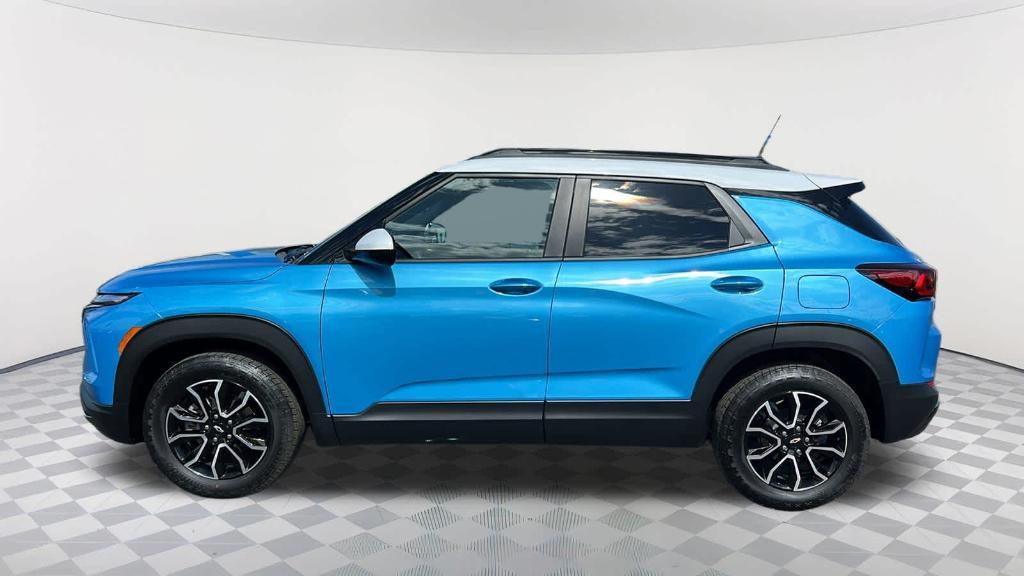new 2025 Chevrolet TrailBlazer car, priced at $24,595