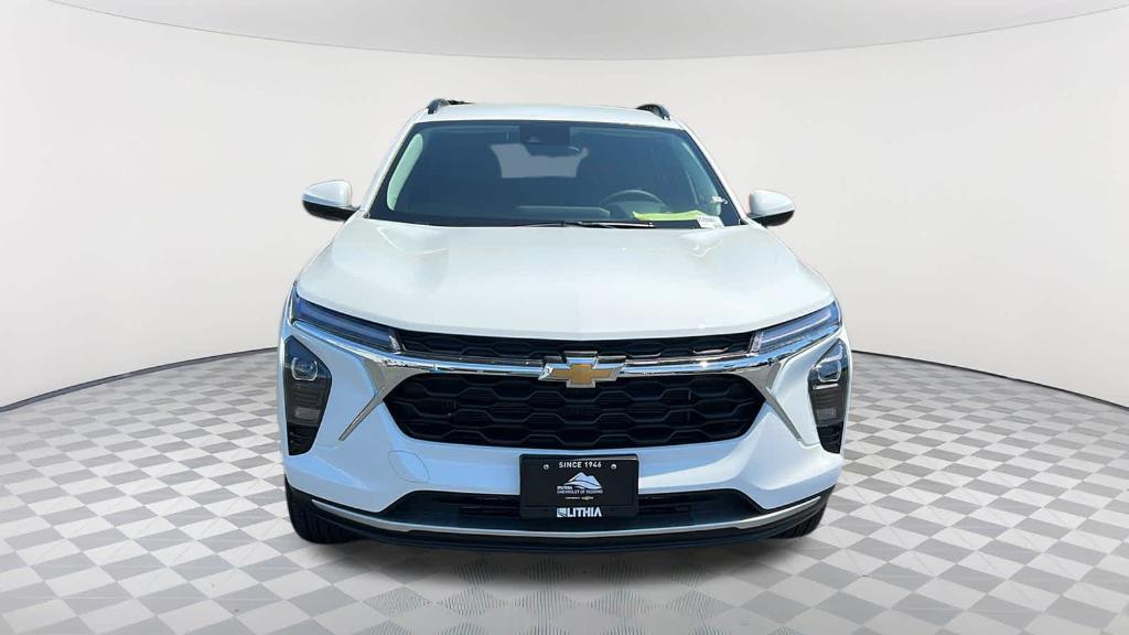 new 2025 Chevrolet Trax car, priced at $25,485