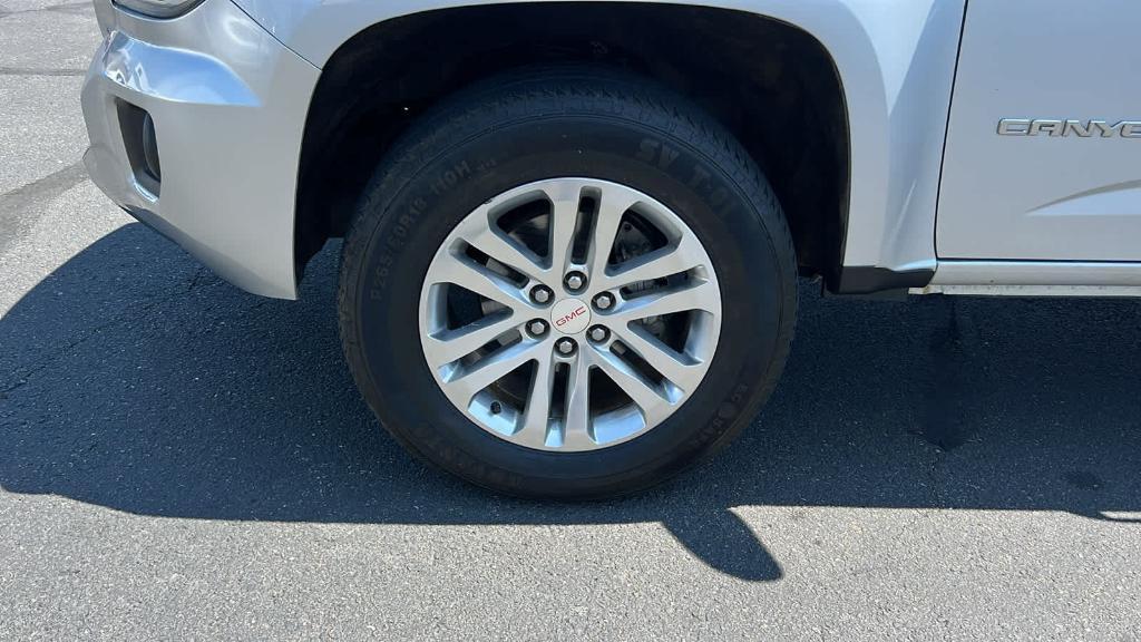 used 2018 GMC Canyon car, priced at $29,990