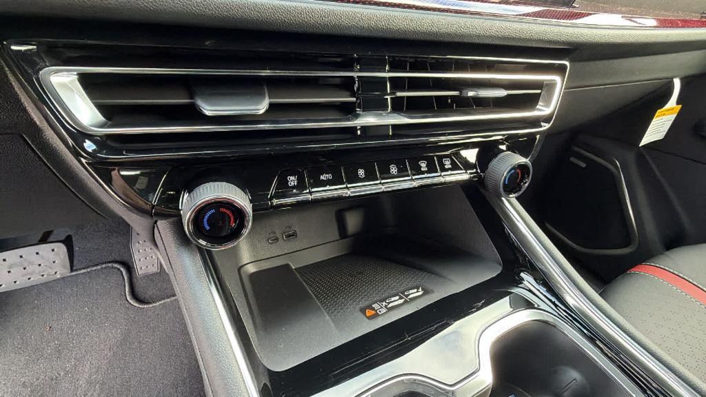 new 2026 Chevrolet Traverse car, priced at $59,295