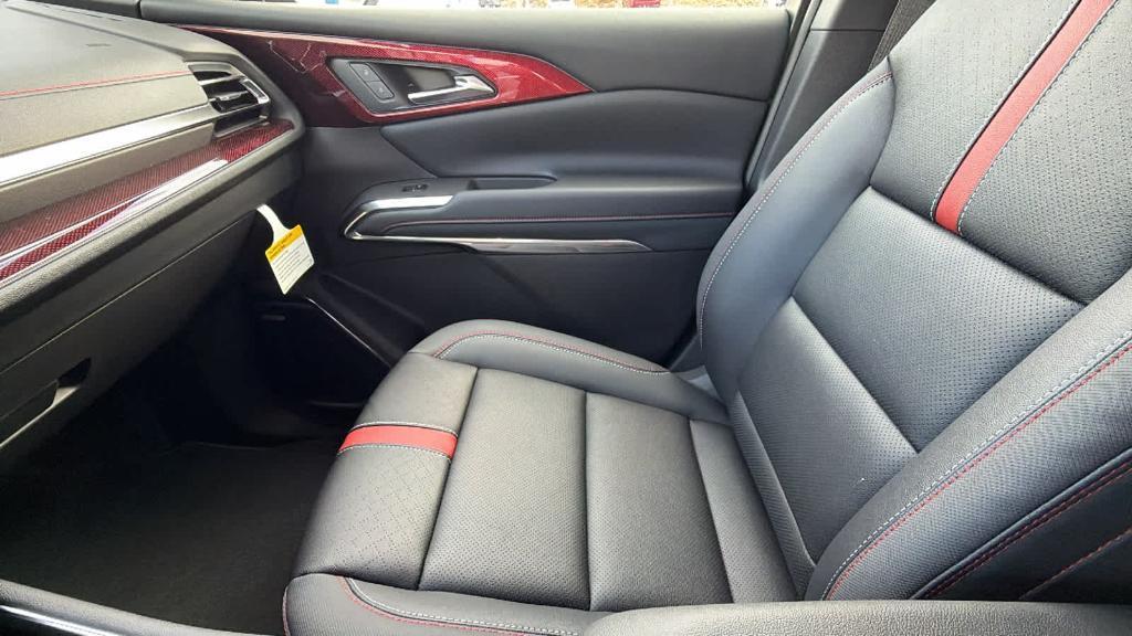 new 2026 Chevrolet Traverse car, priced at $59,295