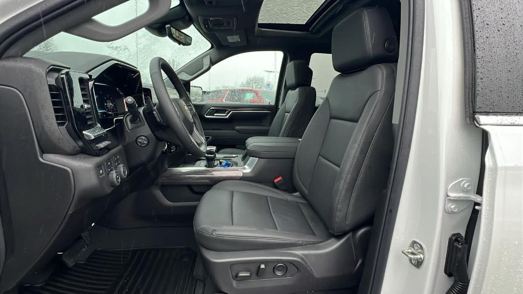 new 2025 Chevrolet Silverado 1500 car, priced at $69,055