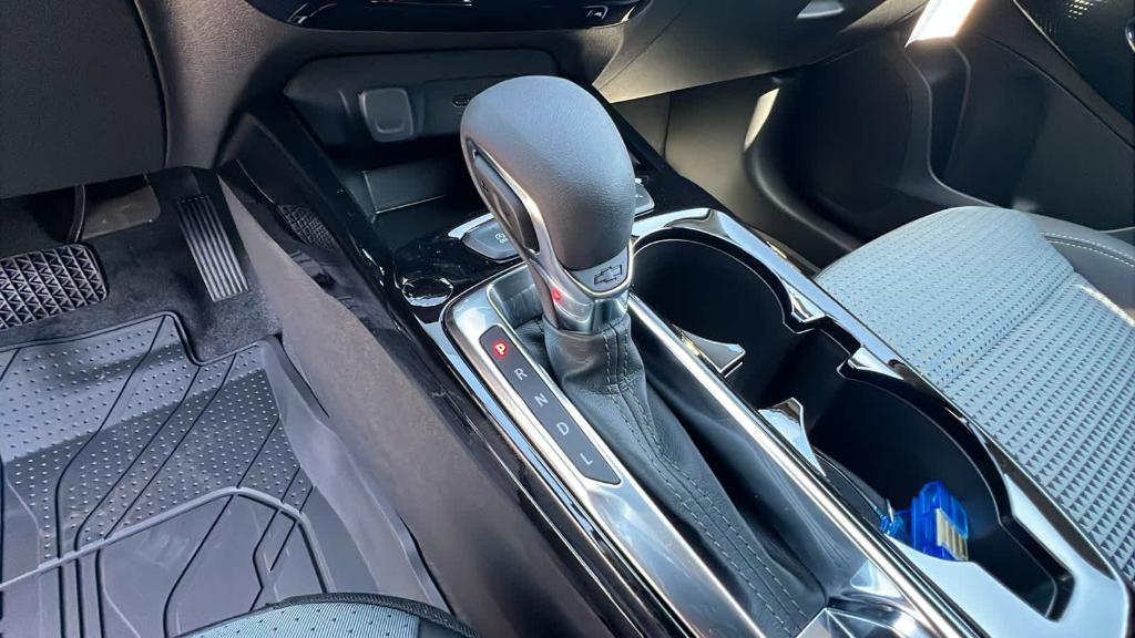 new 2025 Chevrolet Trax car, priced at $25,750