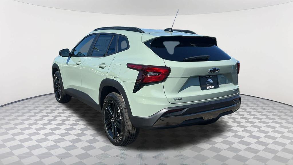 new 2025 Chevrolet Trax car, priced at $27,850