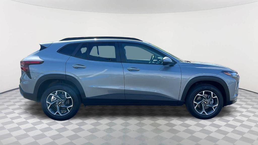 new 2025 Chevrolet Trax car, priced at $25,060