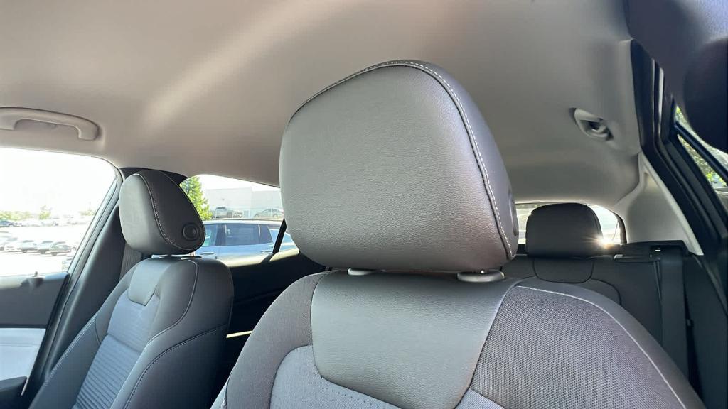 new 2025 Chevrolet Trax car, priced at $25,060
