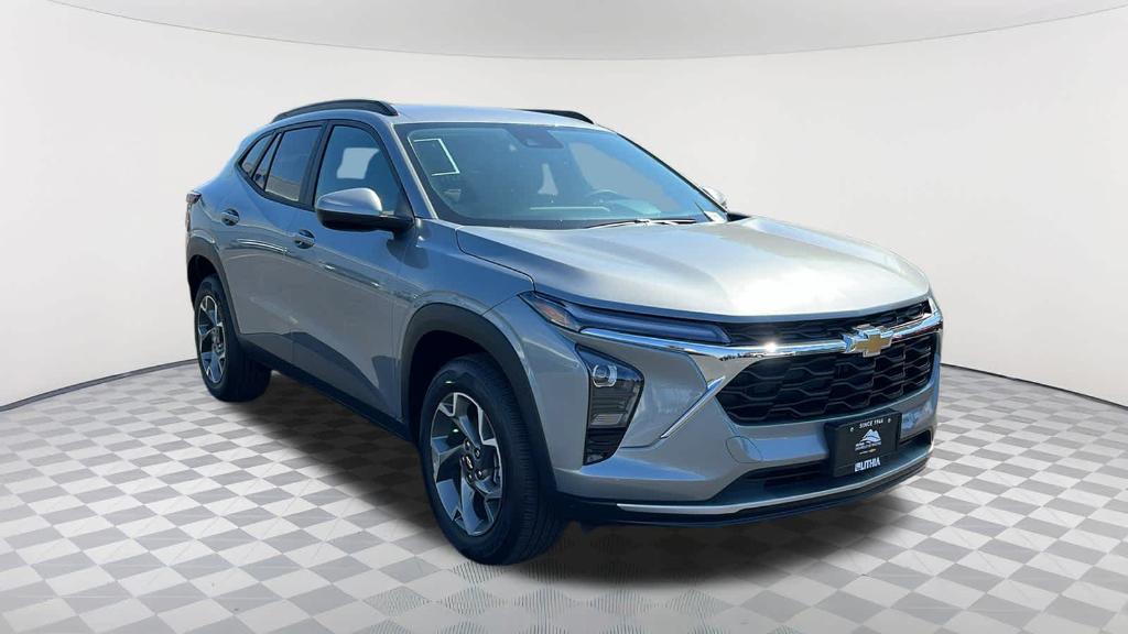 new 2025 Chevrolet Trax car, priced at $25,060