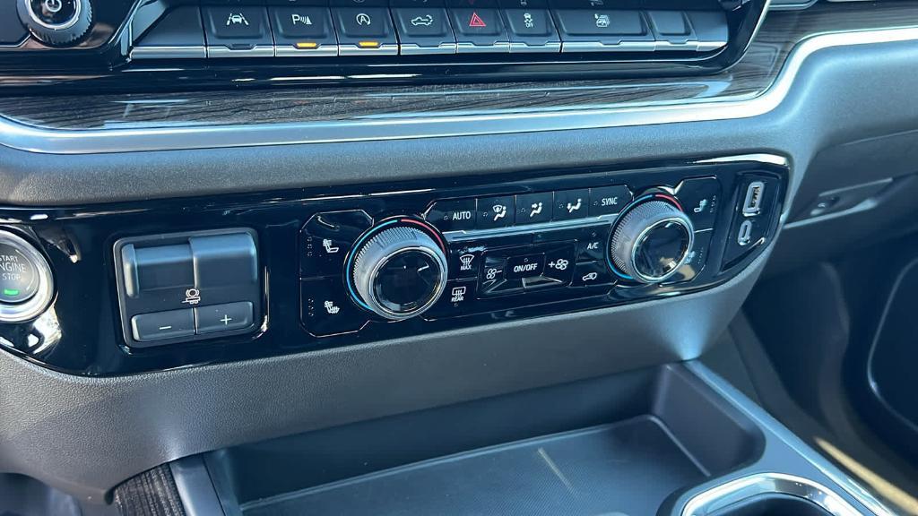 new 2025 Chevrolet Silverado 1500 car, priced at $59,370