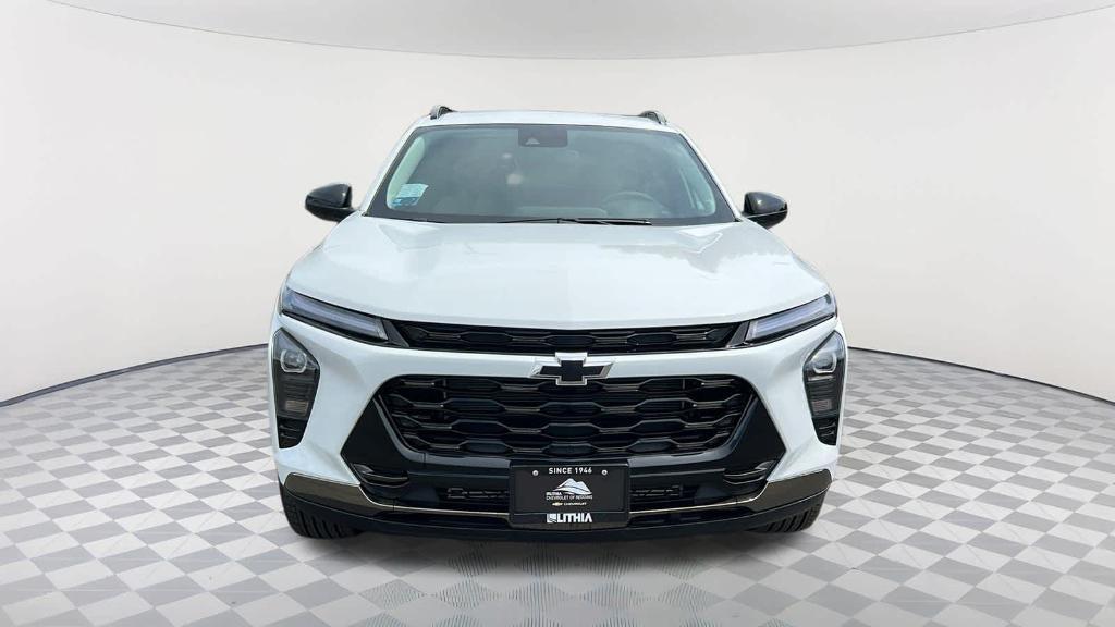 new 2025 Chevrolet Trax car, priced at $27,850