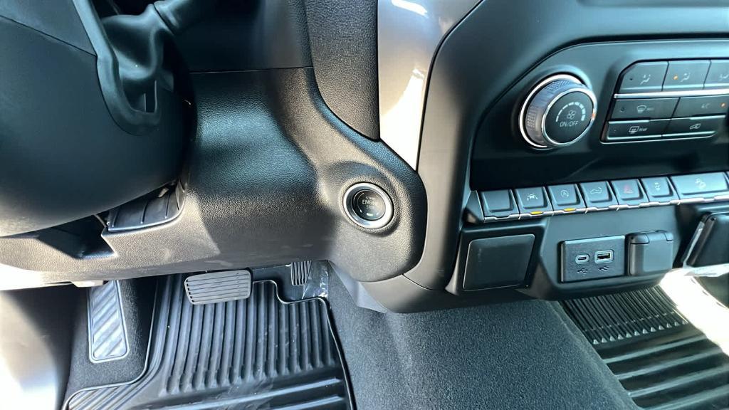new 2025 Chevrolet Silverado 1500 car, priced at $55,830