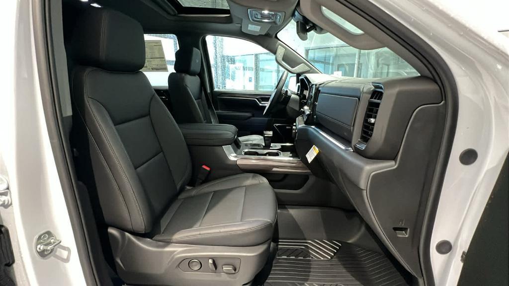 new 2025 Chevrolet Silverado 1500 car, priced at $61,335