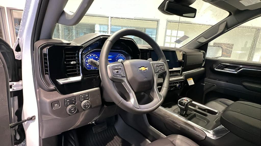 new 2025 Chevrolet Silverado 1500 car, priced at $61,335