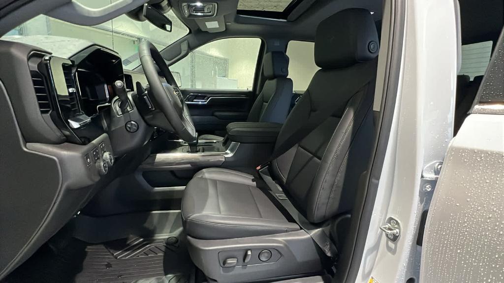 new 2025 Chevrolet Silverado 1500 car, priced at $61,335