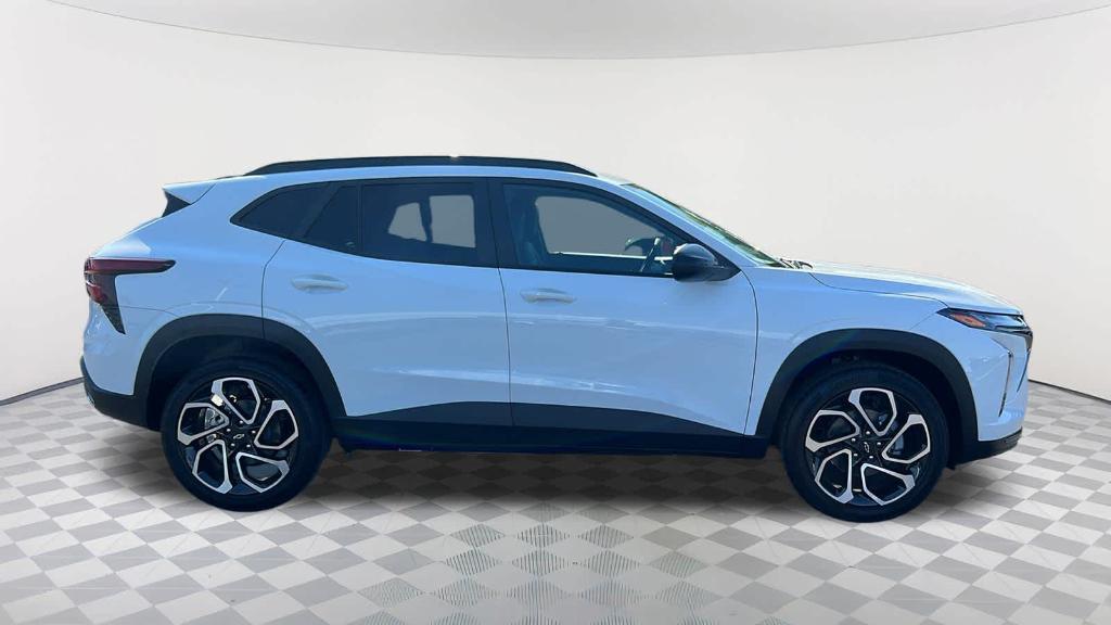 new 2025 Chevrolet Trax car, priced at $27,850