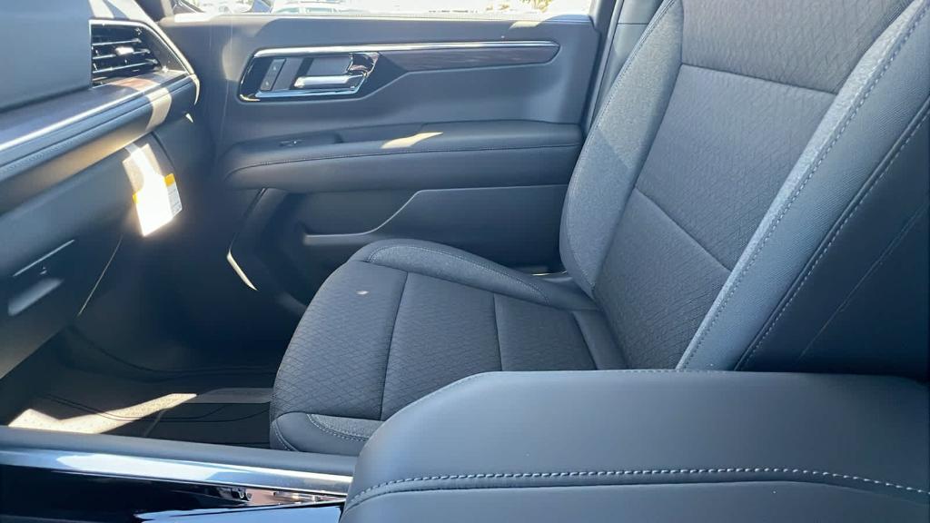new 2025 Chevrolet Tahoe car, priced at $63,097