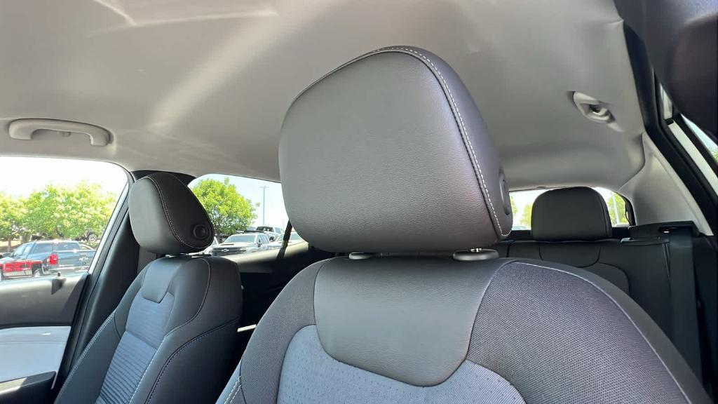 new 2025 Chevrolet Trax car, priced at $25,485