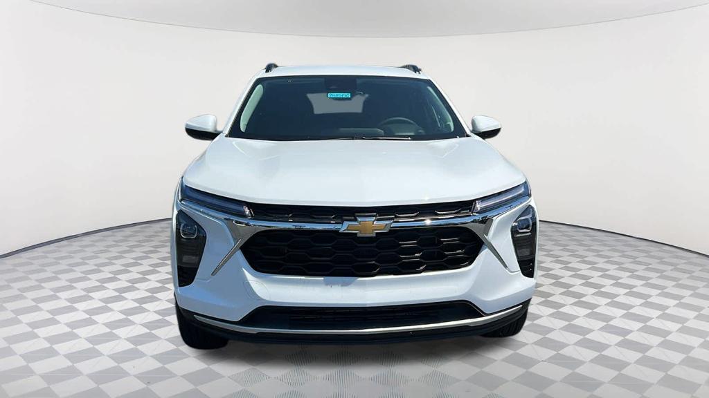 new 2025 Chevrolet Trax car, priced at $25,485