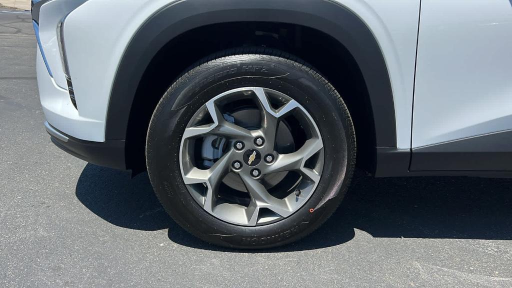 new 2025 Chevrolet Trax car, priced at $25,485