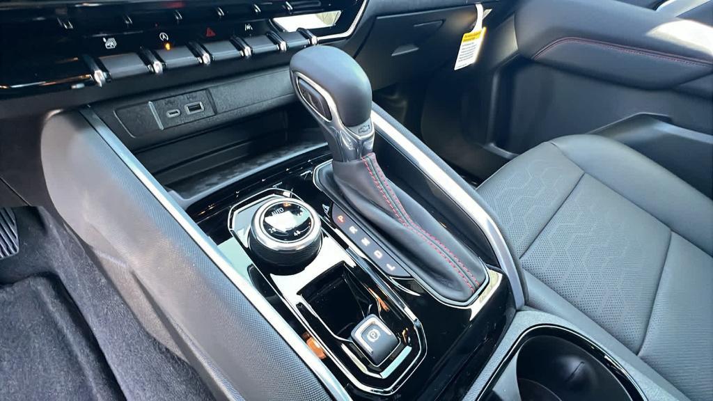 new 2025 Chevrolet Colorado car, priced at $50,975