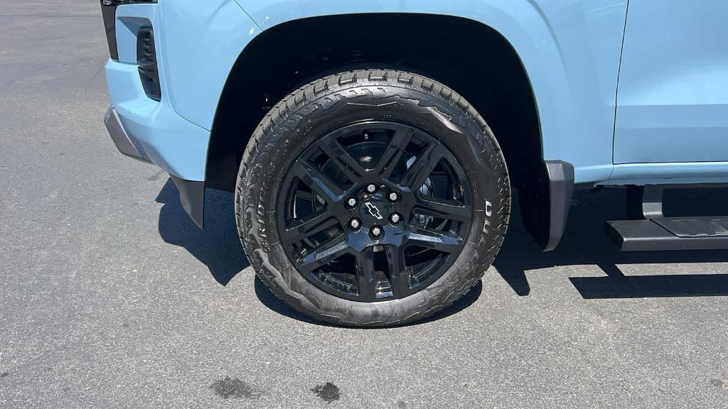 new 2025 Chevrolet Colorado car, priced at $50,975
