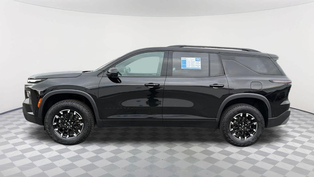 used 2025 Chevrolet Traverse car, priced at $45,990
