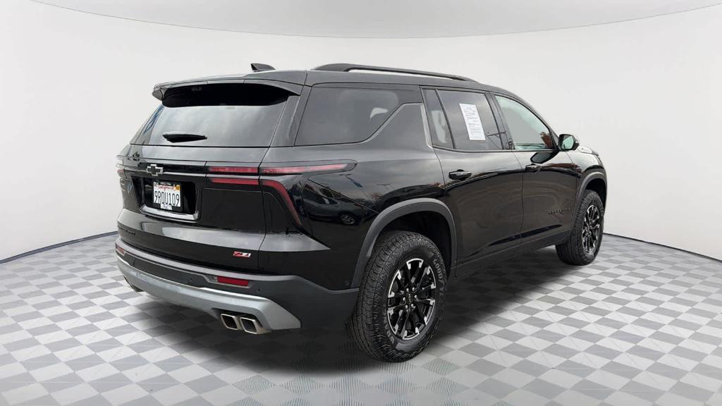 used 2025 Chevrolet Traverse car, priced at $45,990