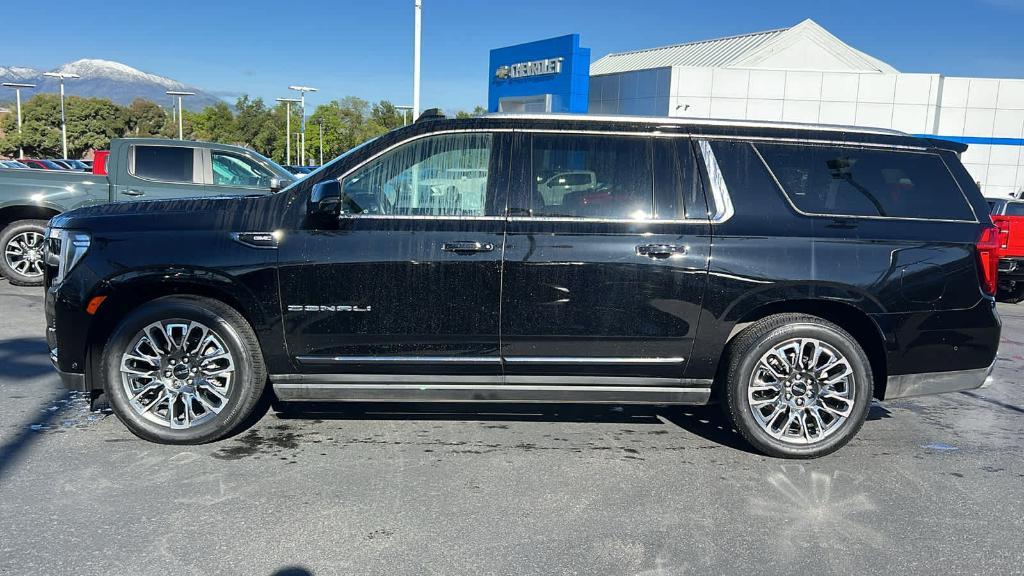 used 2023 GMC Yukon XL car, priced at $82,490