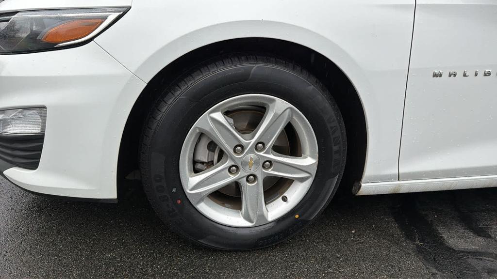 used 2022 Chevrolet Malibu car, priced at $18,390