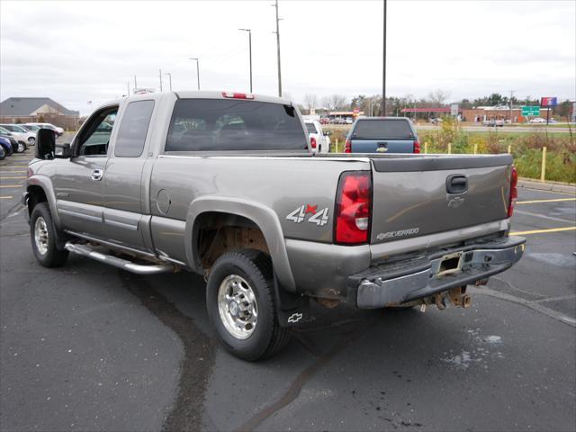 used 2006 Chevrolet Silverado 2500 car, priced at $9,995