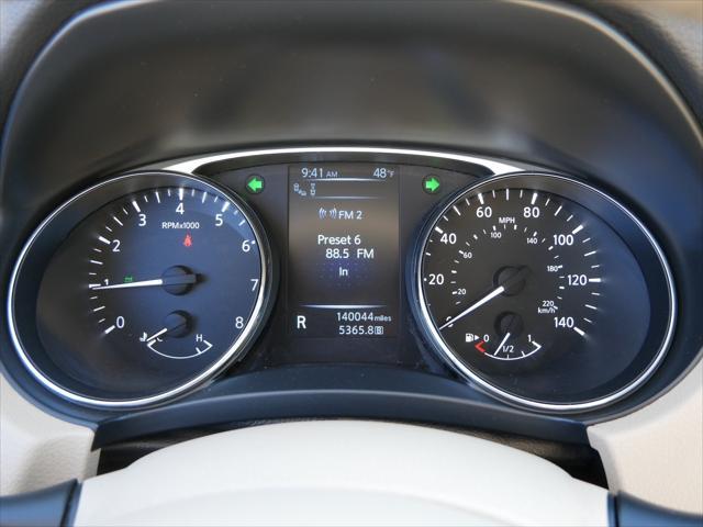 used 2014 Nissan Rogue car