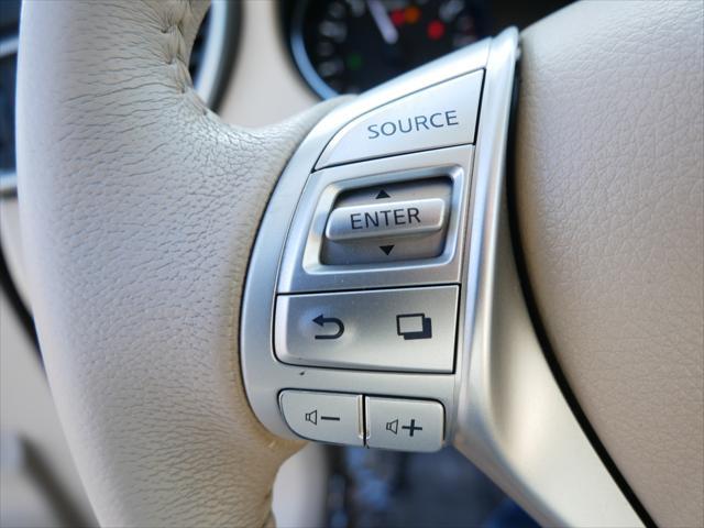 used 2014 Nissan Rogue car
