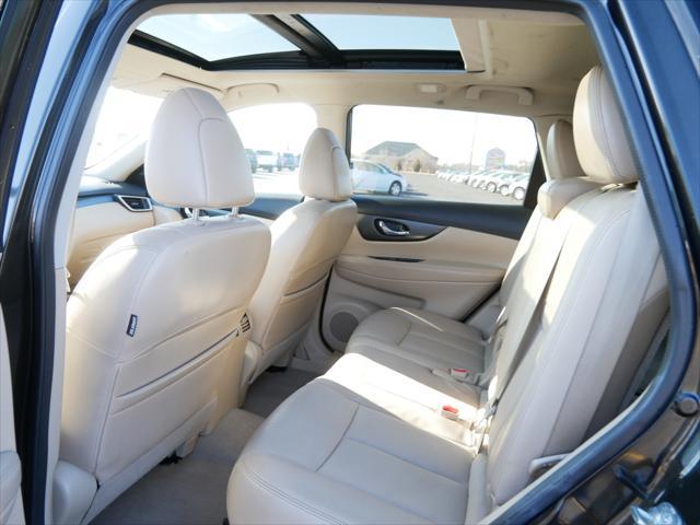 used 2014 Nissan Rogue car