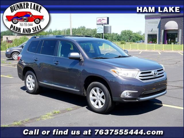 used 2012 Toyota Highlander car, priced at $139,950