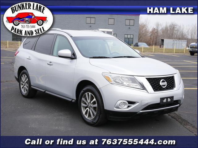 used 2013 Nissan Pathfinder car, priced at $8,995