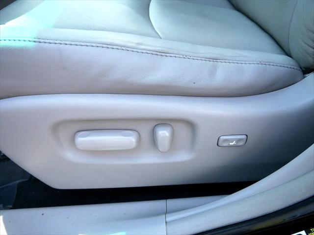 used 2011 Toyota Highlander car, priced at $10,999