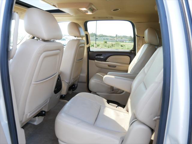 used 2013 GMC Yukon XL car, priced at $16,800