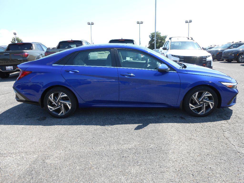 new 2025 Hyundai Elantra car, priced at $28,130