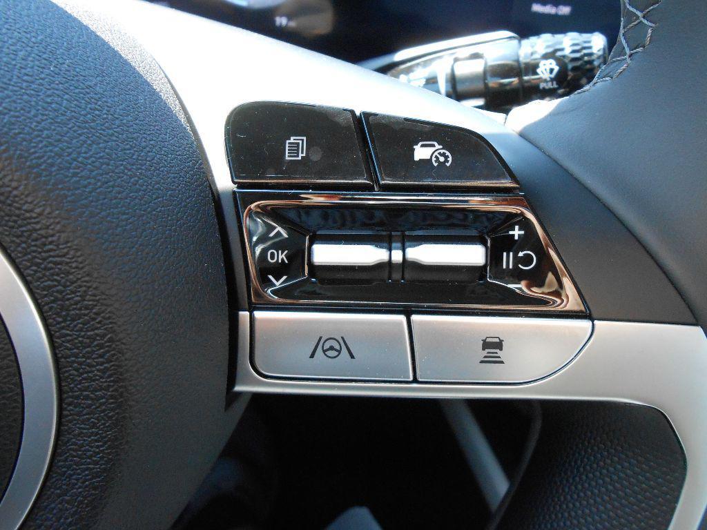 new 2025 Hyundai Elantra car, priced at $28,130
