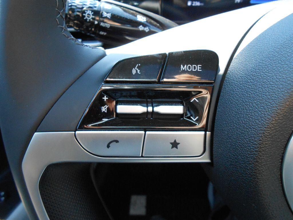 new 2025 Hyundai Elantra car, priced at $28,130