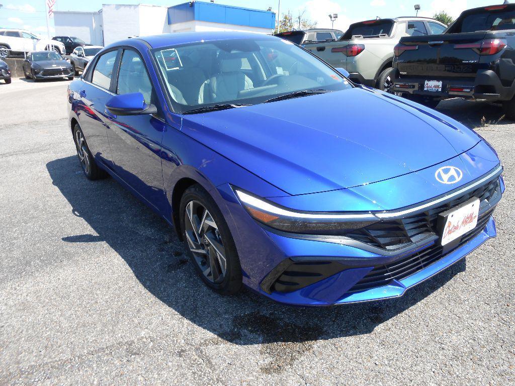 new 2025 Hyundai Elantra car, priced at $28,130